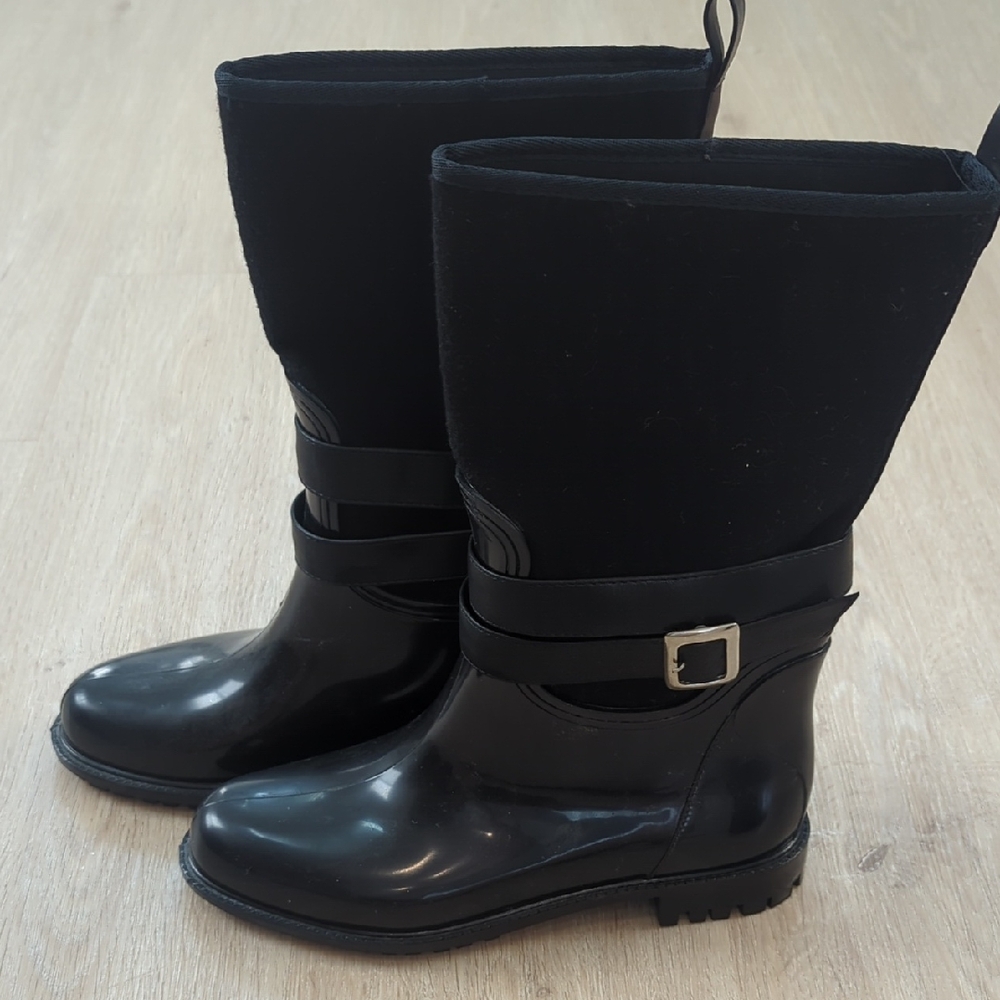 Elegant Black Women's Winter Boots